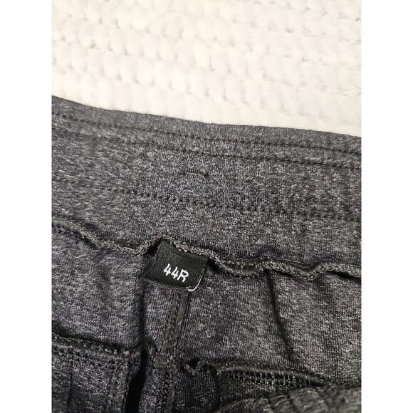 Public Rec Shorts Mens 44 Regular Gray Athletic Stretch Casual - Picture 5 of 9